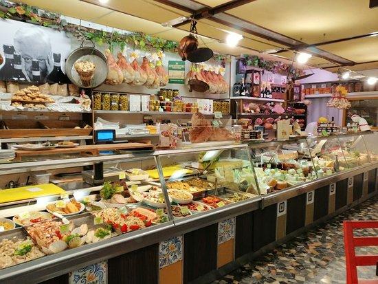 Gastronomia Di Via Stella Sas